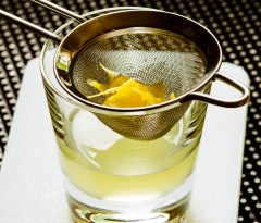 Making the Making the shrub, photo © 2013 Douglas M. Ford. All rights reserved.